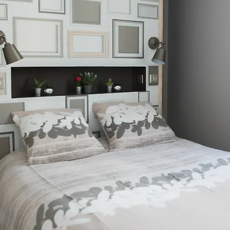Appartement La Comedie De Vanneau - Acte 1 - 4 *