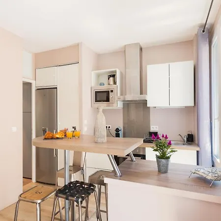 Appartement La Comedie De Vanneau - Acte 1 - 4