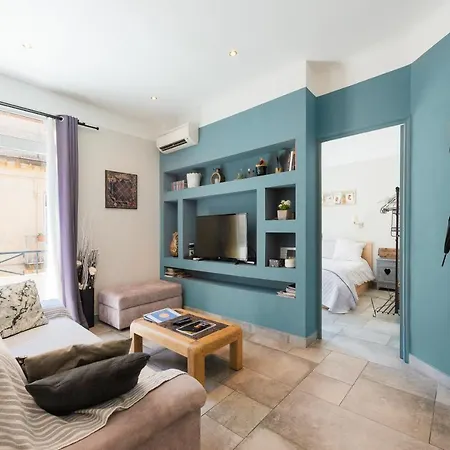 Appartement La Comedie De Vanneau - Acte 1 - 4 *