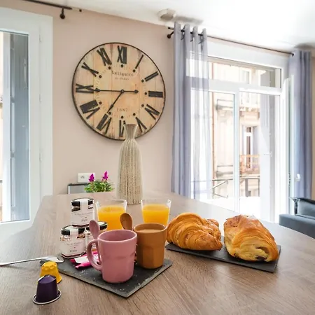 Appartement La Comedie De Vanneau - Acte 1 - 4 *
