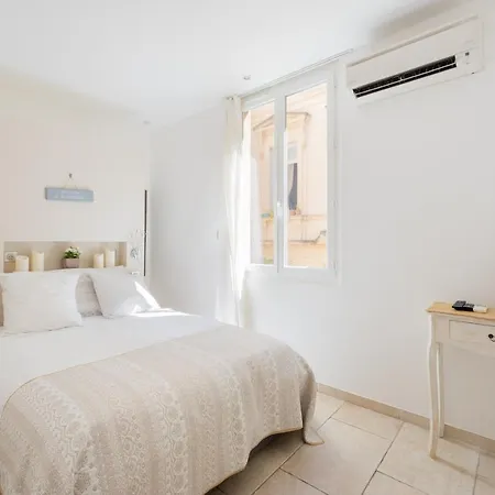 La Comedie De Vanneau - Acte 1 - 4 Appartement *